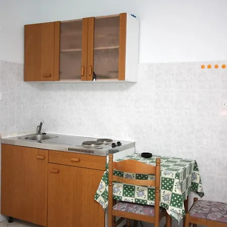 5239a * 斯托莫斯卡