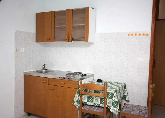 5239a * ستومورسكا