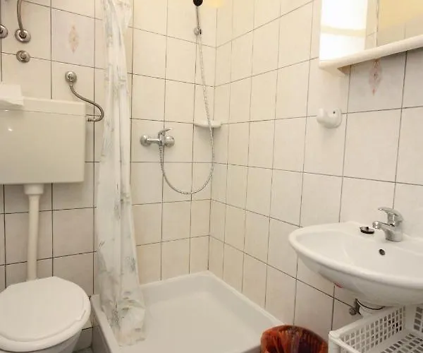 5239a شقة ستومورسكا